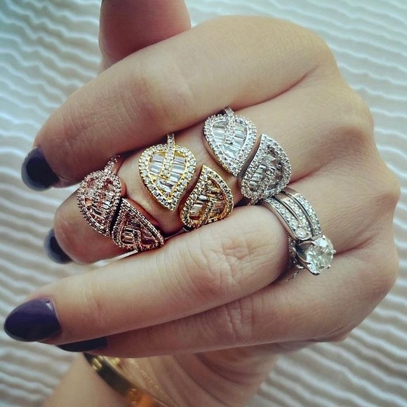 Gold Dipped resizable Anita ko style ring double leaf ring *pre order* - Picture 3 of 15